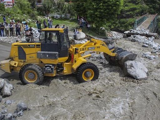 Manali-Leh National Highway reopens to traffic after flash flood; Met predicts heavy rain till July 30