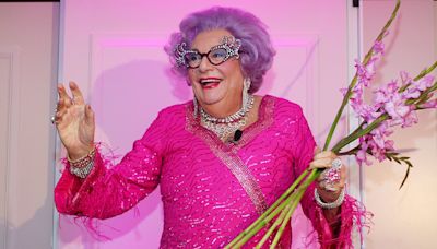 Barry Humphries 'unwelcome in Melbourne' after 'anti-trans' backlash