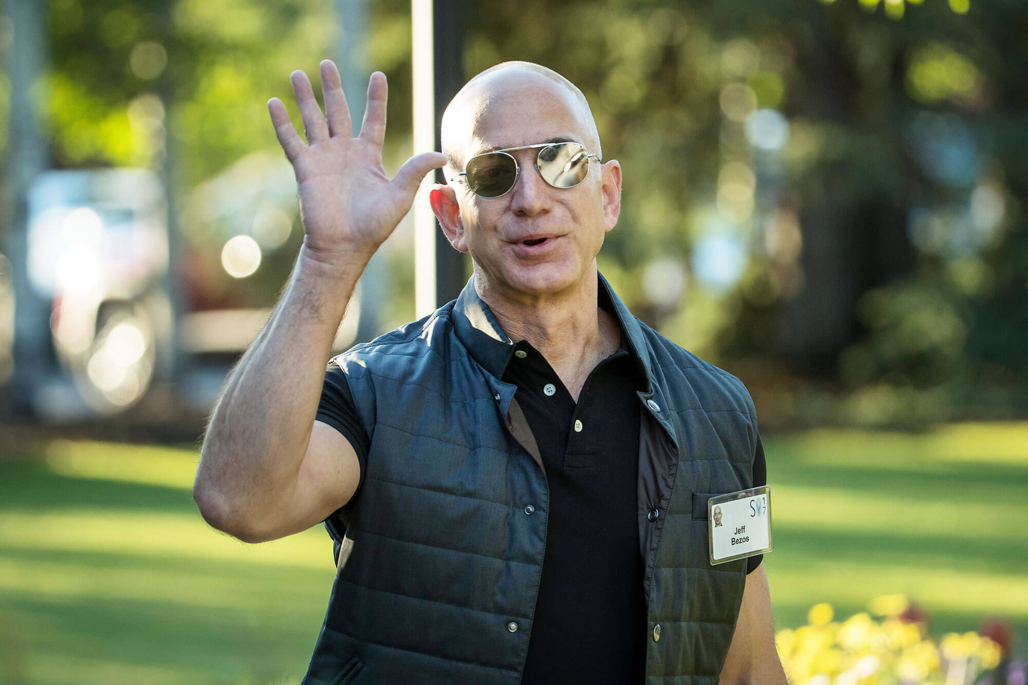 FTC accuses Jeff Bezos and Amazon CEO Jassy of using auto-deleting messages to obstruct antitrust case