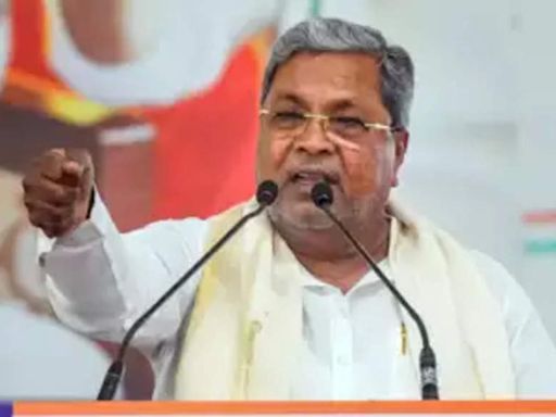 Parvathi, the ‘invisible’ wife of Karnataka’s CM Siddaramaiah | Bengaluru News - Times of India