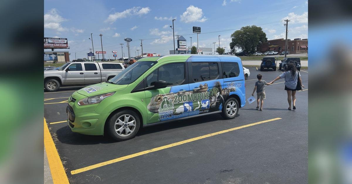 KC Zoomobile visited Rolling Hills Library on Monday to talk about misconceptions with certain animals