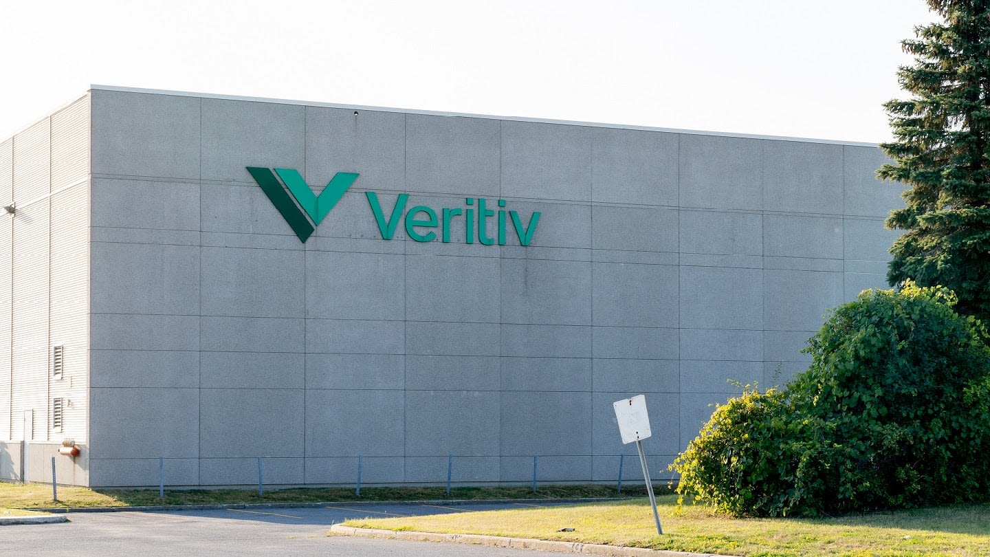 Veritiv to acquire Orora Packaging Solutions