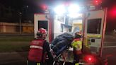 Una persona quedó atrapada en un vehículo tras siniestro de tránsito en Quito, pero fue liberada por los bomberos