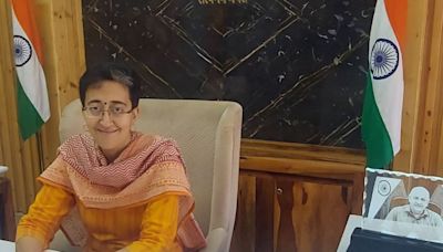 Education Minister Atishi Orders Cancelling Transfer of 5000 Teachers - News18