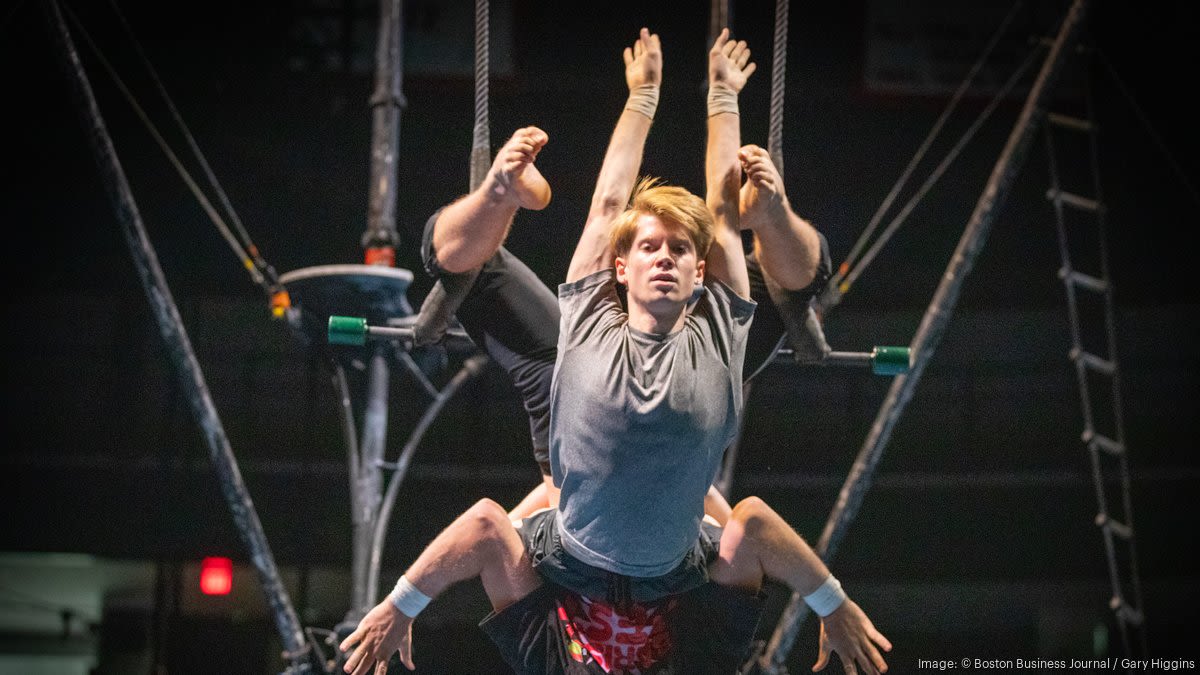 Go behind the scenes at Cirque Du Soleil’s ‘OVO’ in Boston - Boston Business Journal