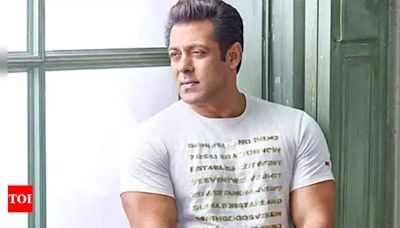 Netizens think Salman Khan broke his 'No Kiss Policy' on-screen...'s find out! - PIC inside | Hindi Movie News - Times of India