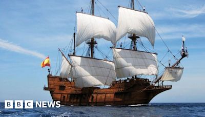 Replica 17th century Spanish warship to dock in London