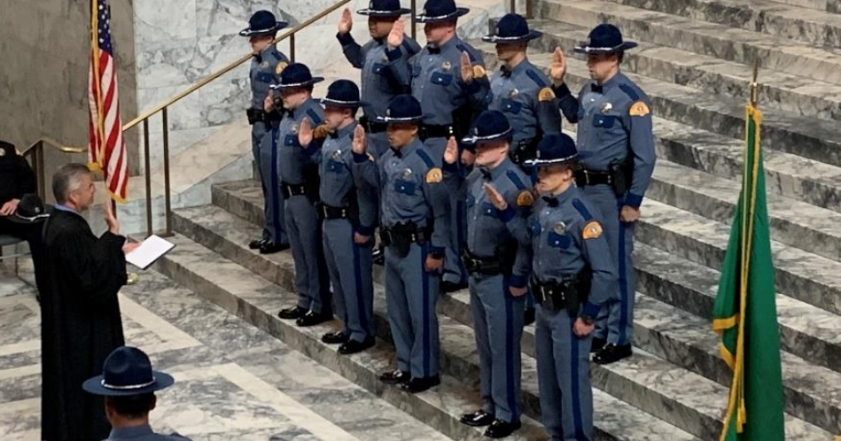 Kelso officer joins Washington State Patrol under new training for experienced recruits