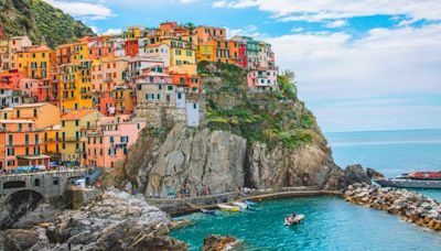 Italy's "Path of Love" reopens after 12 years