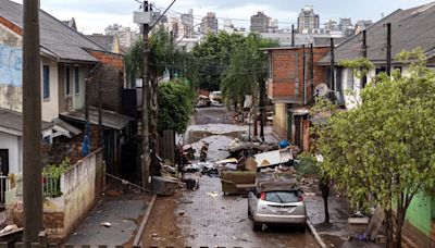 Un buque militar de EEUU colaboró en el envió de ayuda a los damnificados por las inundaciones en Brasil