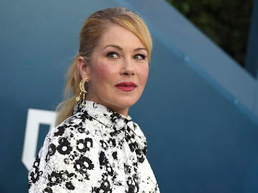 Christina Applegate contracts virus after eating food contaminated with fecal matter