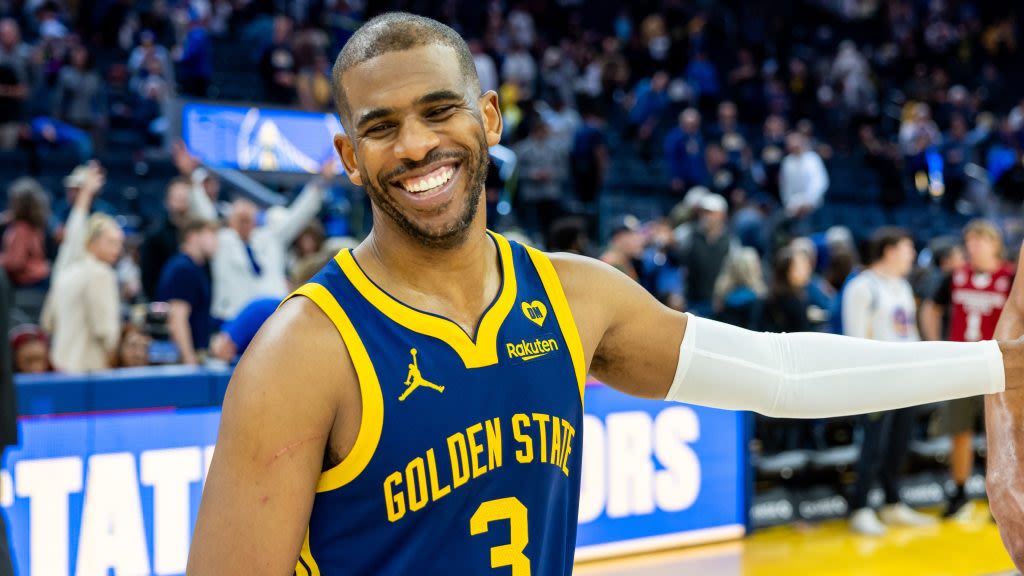 Could the Lakers look to sign Chris Paul this offseason?