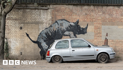 Banksy: Artist's eighth London artwork in eight days appears