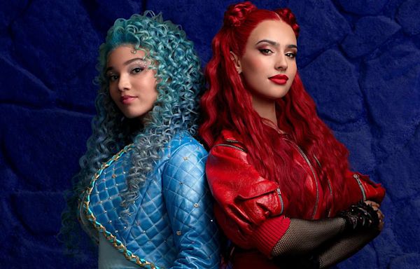 'Descendants: The Rise of Red' star Kylie Cantrall says 'it was love at first sight' with costar Malia Baker