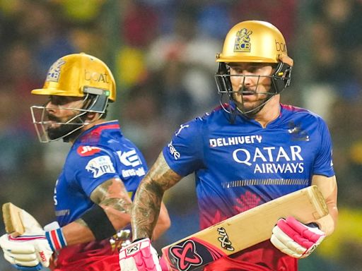 Sunil Gavaskar applauds Virat Kohli and Faf du Plessis for ‘playing extraordinary cricket’