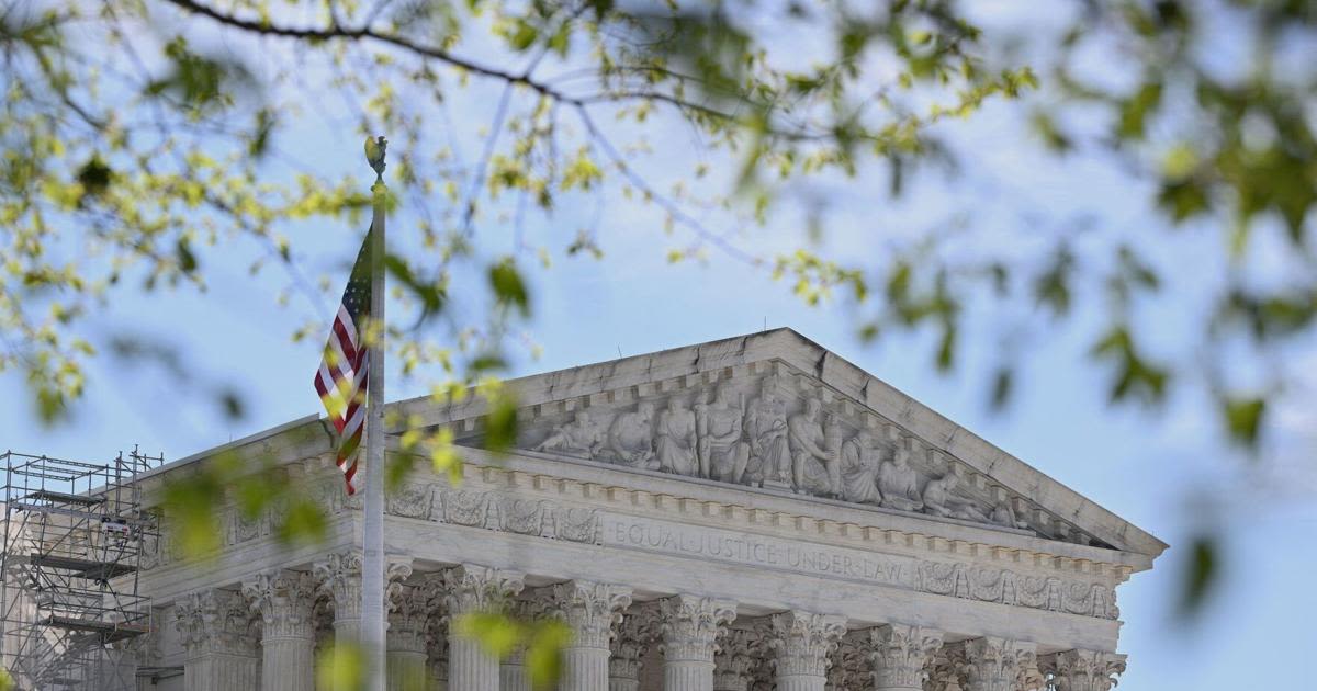 Supreme Court declines to decide whether 12-person juries should be required for state felony cases