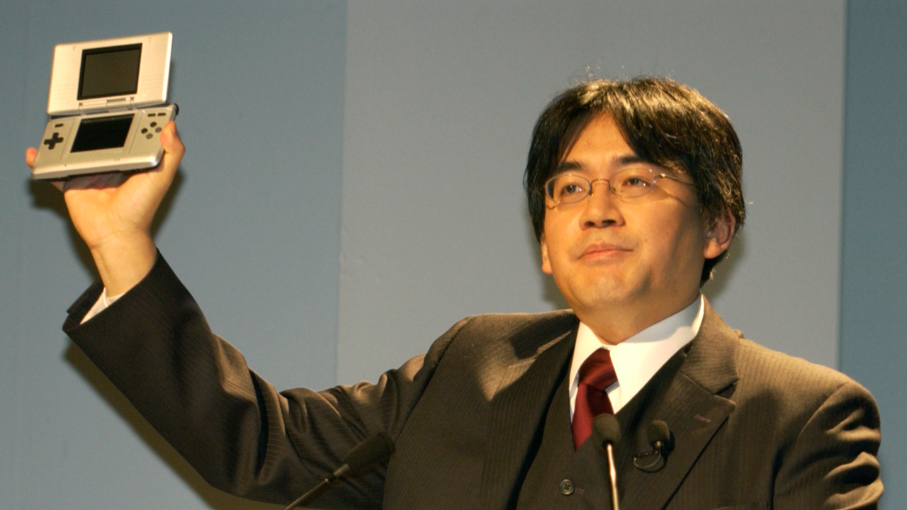 Satoru Iwata Hypes Up the Nintendo DS and Teases the Wii in Newly Resurfaced Interview - IGN