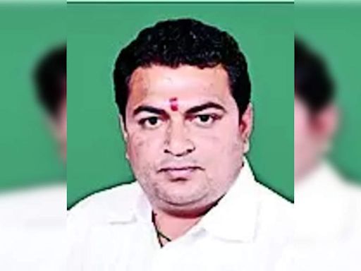 BJP leader fears assault on life by Junagadh MP | Rajkot News - Times of India