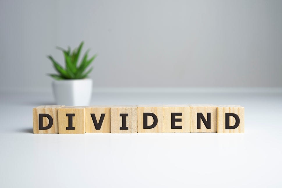 These 3 Real Estate Stocks With Over 4% Dividend Yields Are Recommended By Wall Street's Most Accurate Analysts...