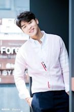 Kang Min Hyuk