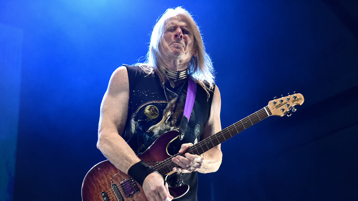 Steve Morse on the key traits that give tube amps the edge over their digital counterparts