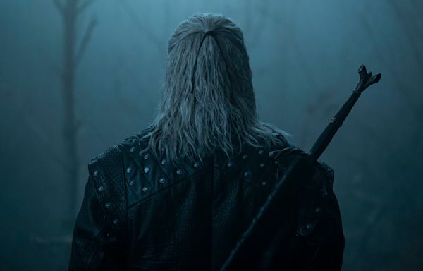 The Witcher season 4 clip reveals first look at Liam Hemsworth's Geralt, and fans have thoughts on Henry Cavill's successor