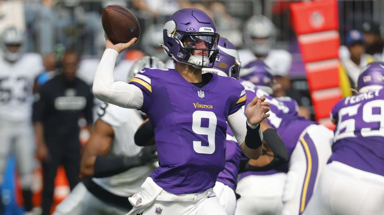 Vikings QB McCarthy held out of practice with soreness in right knee after promising preseason debut