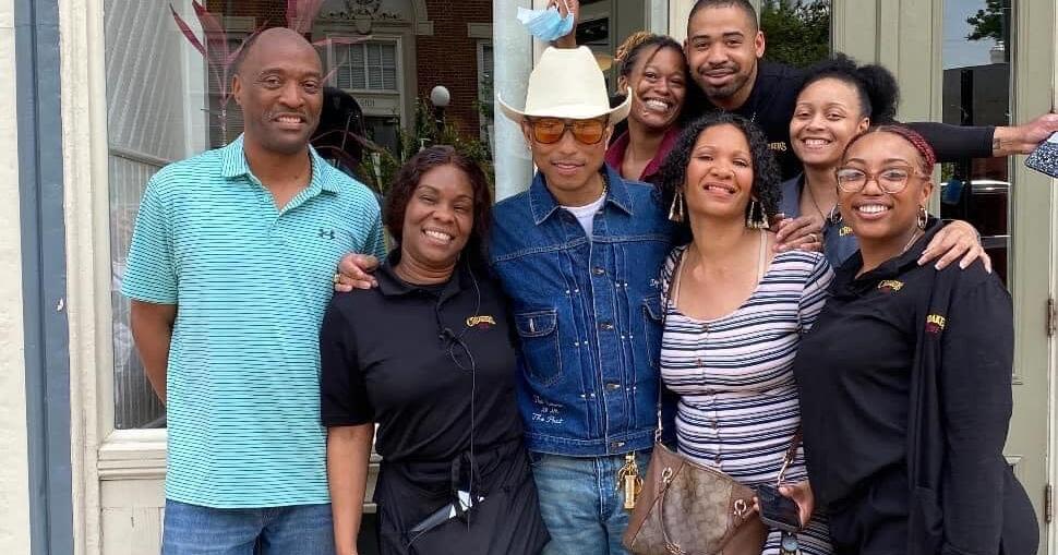 Pharrell Williams in Richmond, stops by Croaker's Spot