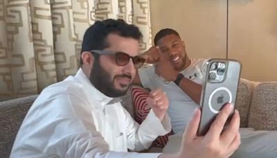 'I'm waiting for you' - Anthony Joshua and Tyson Fury trade blows on FaceTime