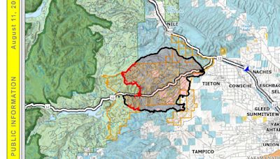 Stretch of U.S. Highway 12 still closed Sunday due to Retreat Fire; Williams Mine Fire grows