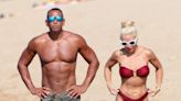 Alex Rodriguez shows off physique with girlfriend Jaclyn Cordeiro