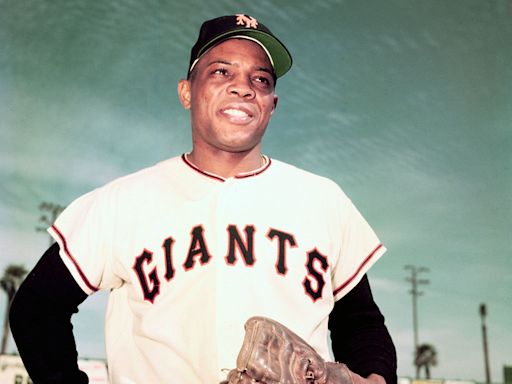 How Willie Mays Handled Racism and the Media