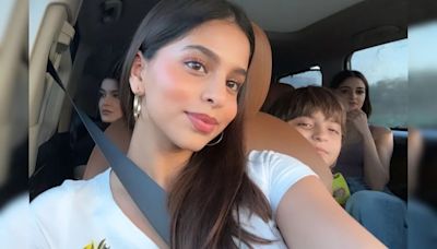 Suhana Khan's Picture-Perfect Selfie With Brother AbRam, BFFs Ananya Panday And Shanaya Kapoor