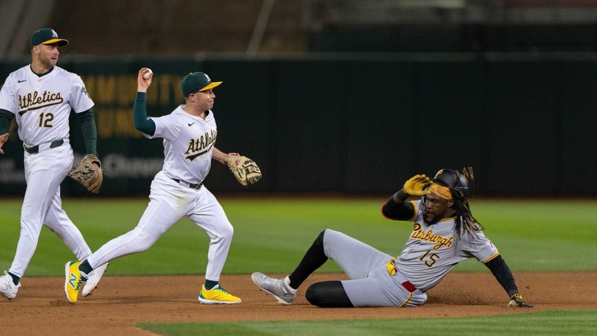 Improving A's look for second straight win vs. Pirates