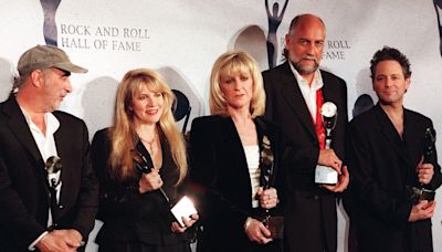 Fleetwood Mac Joins AC/DC, Michael Jackson, And Adele With Their Biggest Album