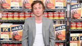 Jeremy Allen White Says He ‘Won’t Be Doing As Much’ Elaborate Cooking in Season 2 of ‘The Bear’