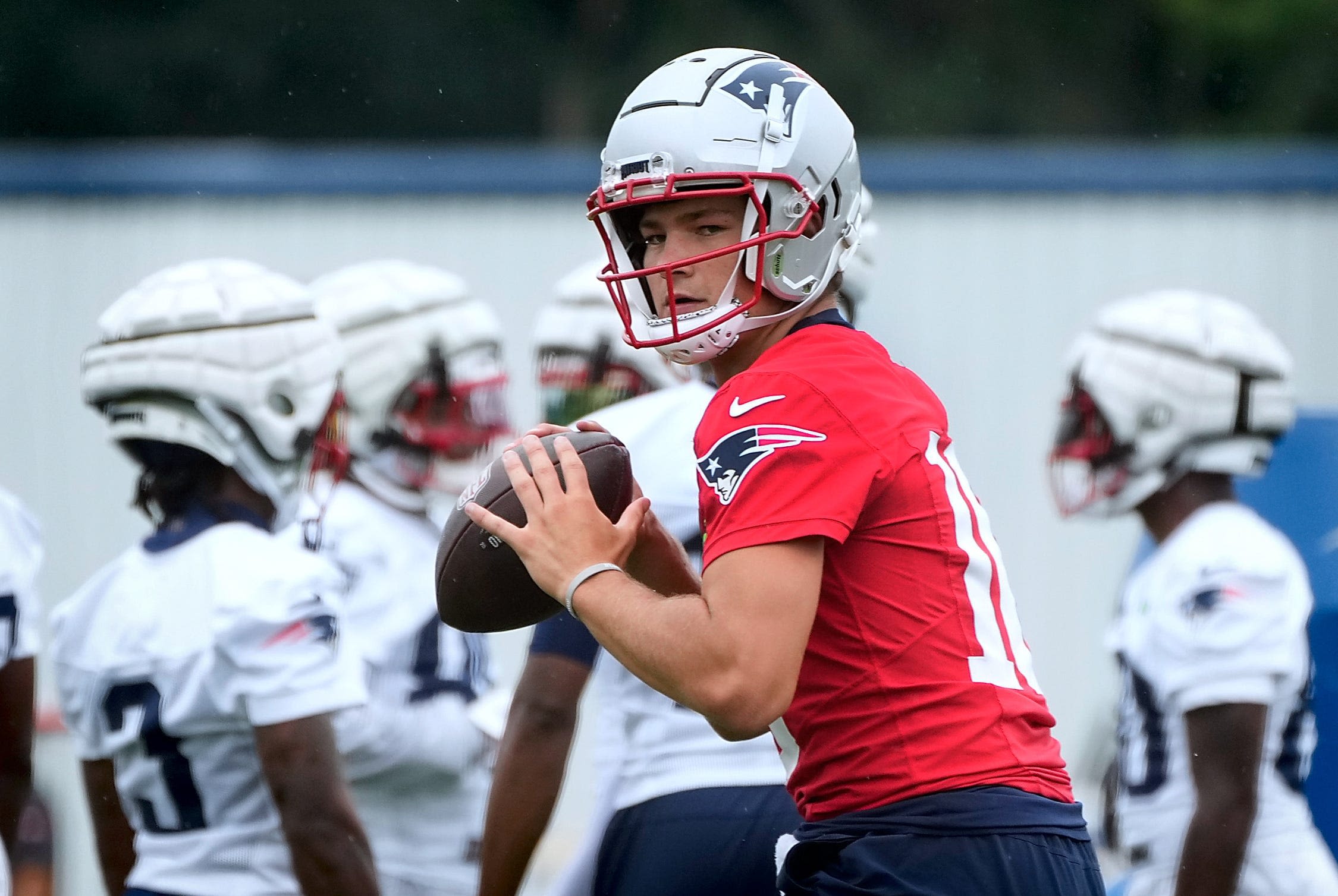 Drake Maye impresses Thursday during New England Patriots training camp