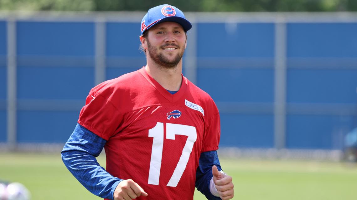 Bills QB Josh Allen continues growth as leader in year 7 with team entering new era