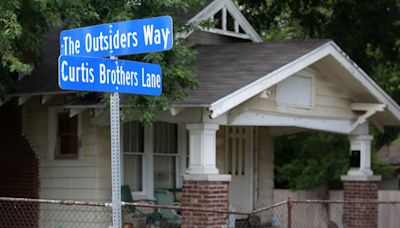 'Grease' cast members coming to Claremore, Outsiders House Museum