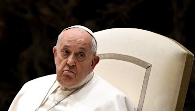 Papa afirma que governos endividados não podem impor privações 'indignas' à população | Mundo e Ciência | O Dia