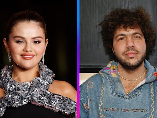 Selena Gomez Shares Boyfriend Benny Blanco's Love Note on a Napkin