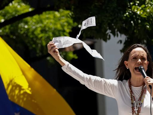 María Corina Machado: “Los militares y los policías tienen un deber constitucional que deben cumplir”