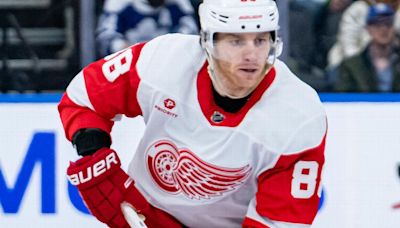 Sources: Kane back to Red Wings on 1-year deal