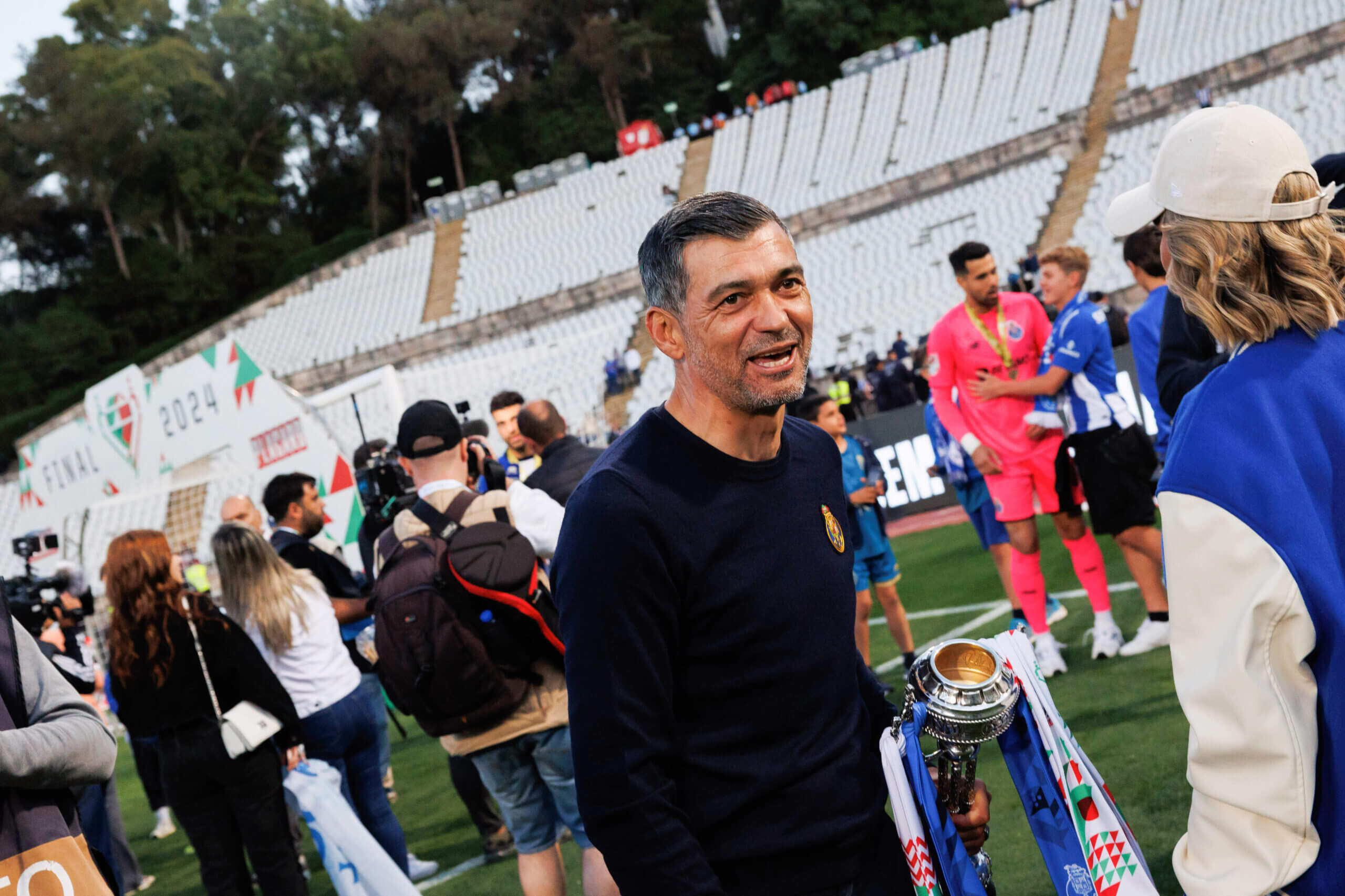 Sergio Conceicao leaves Porto after winning Portuguese Cup