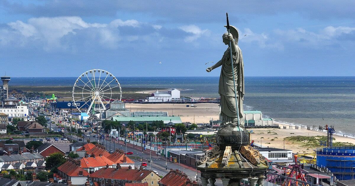 Plan for huge 'Hollywood' sign like one in UK's 'worst' seaside town is axed