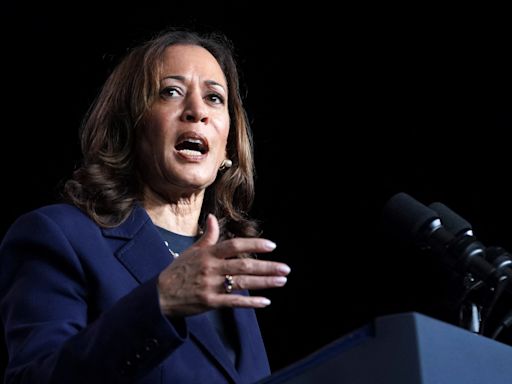 Who are Kamala Harris' parents? Father was a Stanford professor, mom a scientist