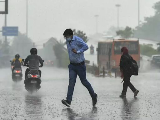 Active Monsoon Conditions Over Northwest India, Heavy Rainfall Over Central And East India - IMD Weather Forecast