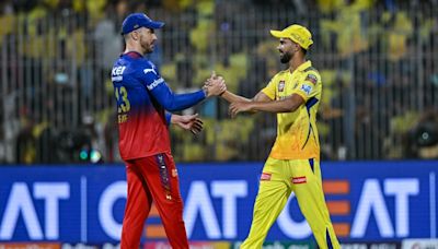 RCB vs CSK: Fan visits temple, prays for Bengaluru's win. Video goes viral