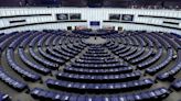 La Eurocámara aprueba una ley para impulsar la industria de tecnologías limpias en la UE