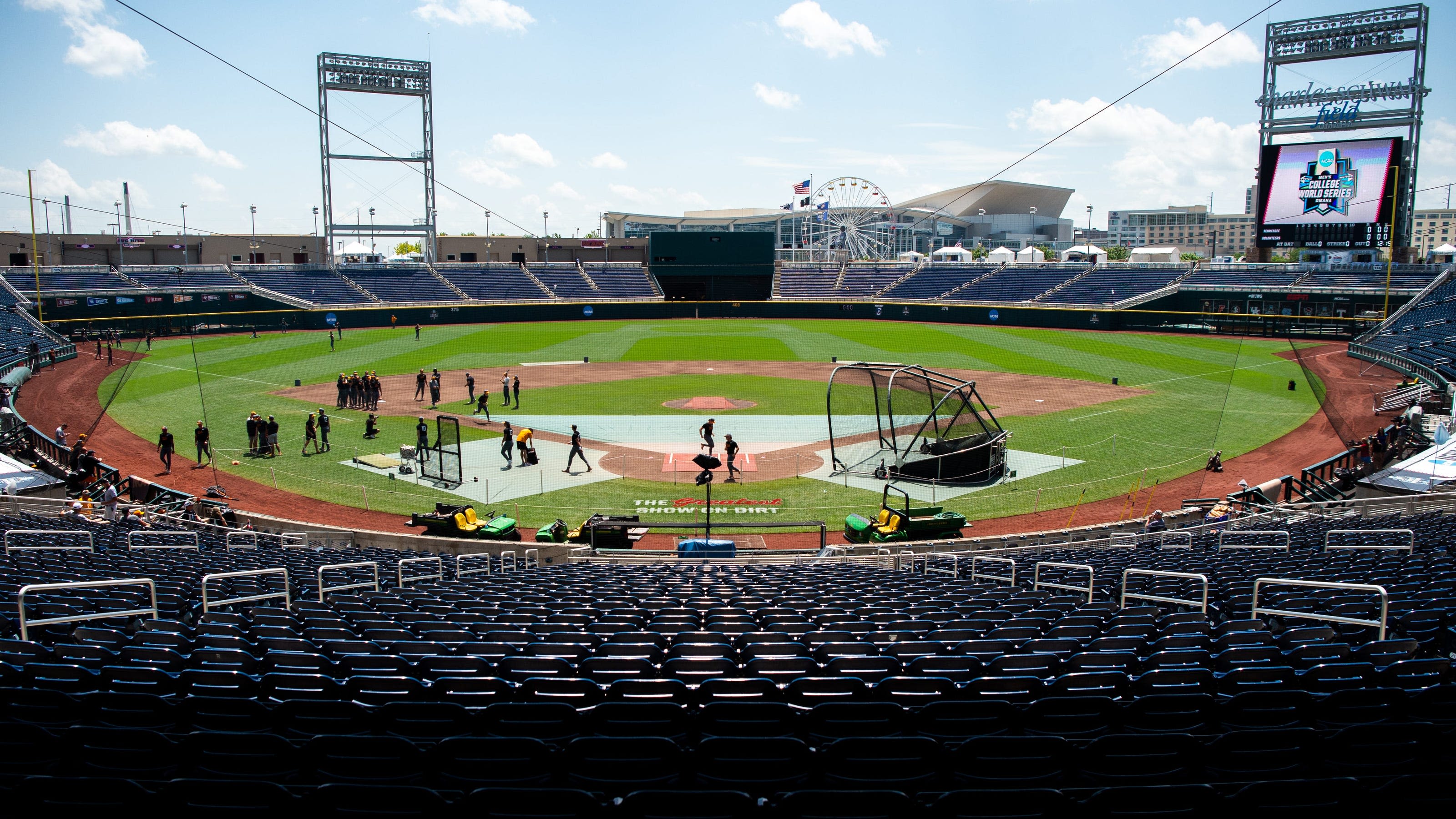 College World Series live updates: Tennessee vs. Texas A&M time, Game 1 score, highlights